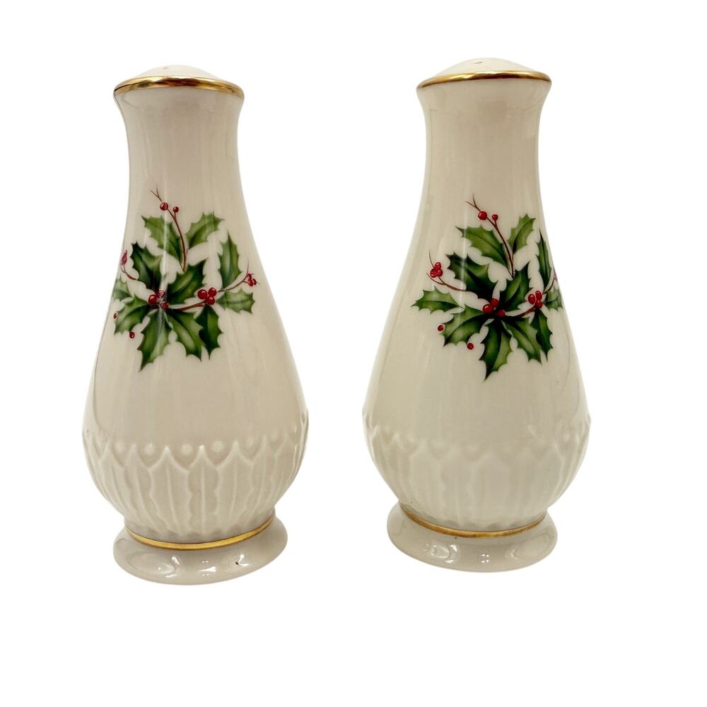 Lenox Holiday Sculpted Salt & Pepper set Christmas holly berry 24k gold trim